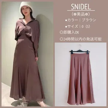 시착만 한 상품 새상품급 snidel 새틴 스컬 스커트 브라운 S