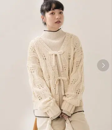 니트 스웨터 긴팔 아이보리 네이비