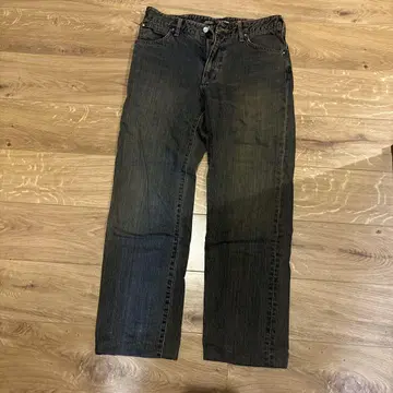 Wrangler 스트레이트 데님 다크 블루