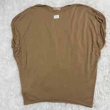 새상품 피치 존 반팔 T셔츠 F 카멜 개더 룸웨어