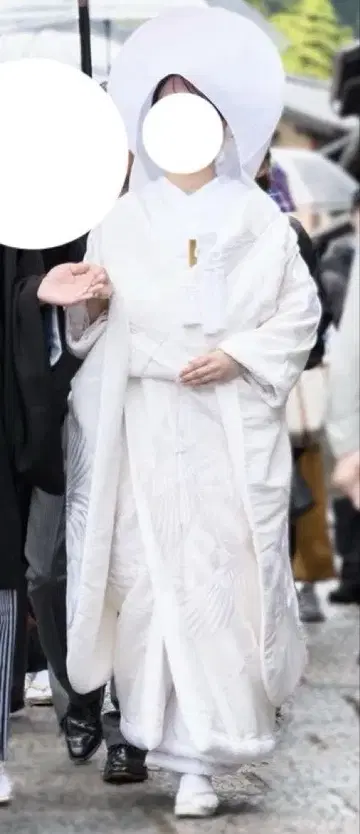 학 소나무 자수 장식 시로무쿠 결혼식 의상 신부