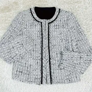 아나이 새상품급 트위드 노카라 자켓 프린지 부착 화이트 계열