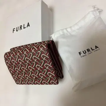 FURLA 3단 폴더형 지갑 레드/화이트
