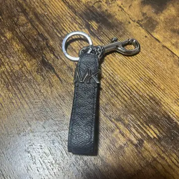 MICHEAL KORS 키링