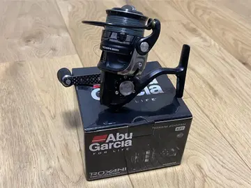 Abu Garcia ROXANI 2000SH 스피닝 릴