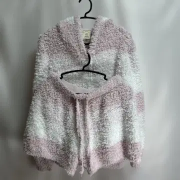 후드 부착 보아 룸웨어 핑크 화이트