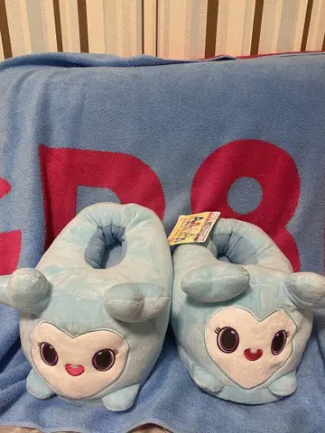 TWICE LOVELYS 봉제 인형 슬리퍼 GiGO 한정판 나연