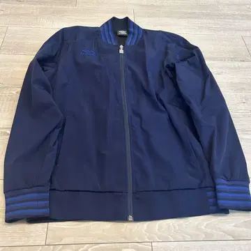 UMBRO 네이비 집업 저지