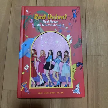 Red Velvet Red Room 사진집