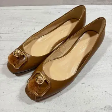 카리노 플랫슈즈 펌프스 브라운 23.5cm