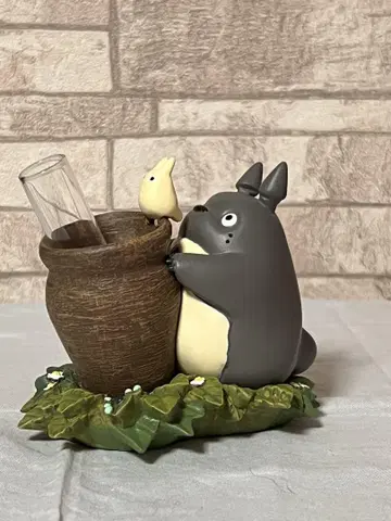 토토로 꽃병