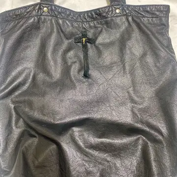 LGB 크로스 가죽 토트백