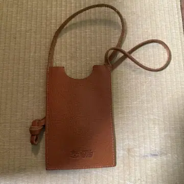 일비종떼 스마트폰 숄더백