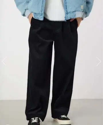 블랙 코듀로이 와이드 팬츠