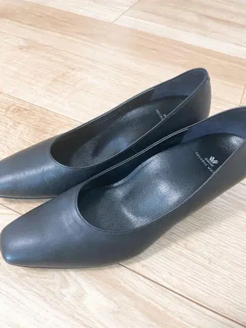 [ 거의 미사용 ] 서세스워크 블랙 펌프스 23.5cm