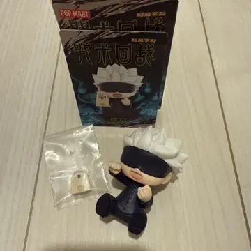 POP MART 주술회전 고죠 사토루 피규어