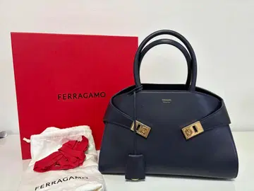 ferragamo hug 미드나잇 블루 네이비 숄더