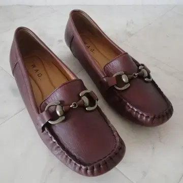 새상품급!! WAG 와그 천연 가죽 로퍼 22.5cm