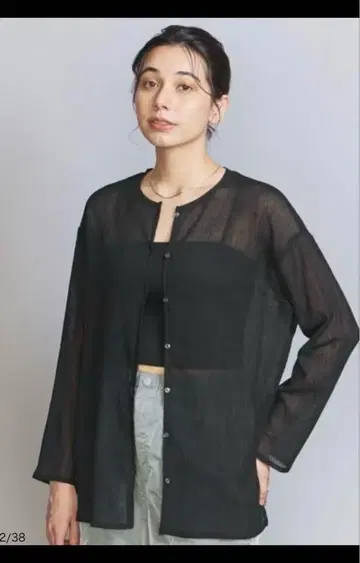 뷰티 앤 유스 크레이프 크루넥 가디건