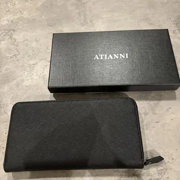 [ 새상품 ] ATIANNI 블랙 장지갑