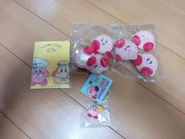 별의 커비 아크릴 스탠드 캔뱃지 스트랩 세트
