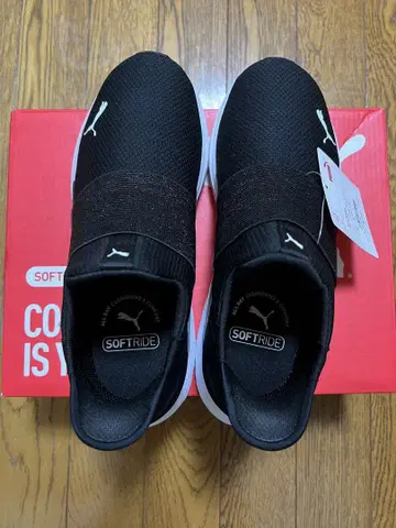 Puma SOFTRIDE 블랙 슬립온 22.5