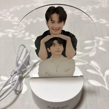 KaoUp 팬미팅 굿즈 스탠드 라이트