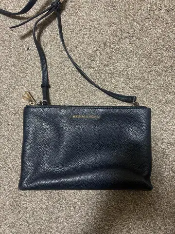 MICHAEL KORS 블랙 숄더백