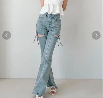 RESEXXY 컷 아웃 리본 데님 팬츠