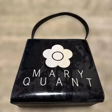 MARY QUANT 백
