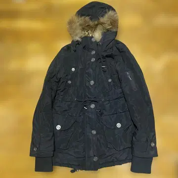CECIL McBEE 블랙 모즈 코트