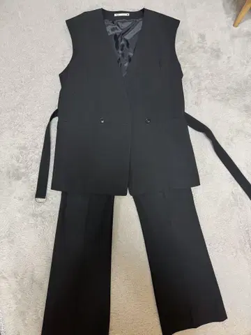 ZARA 블랙 베스트 셋업 S-M