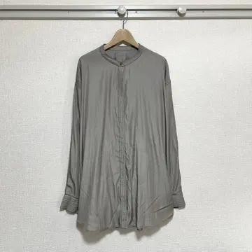 [새상품급] Neuna(누나) 밴드 카라 새틴 롱 셔츠 루즈핏 실루엣