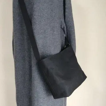데일리 사선 캔버스 백 9.5호 블랙 353510