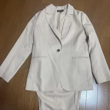 베이지 수트 셋업