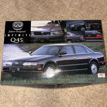 당시품 프라모델 INFINITI Q45 프라모델 1/24