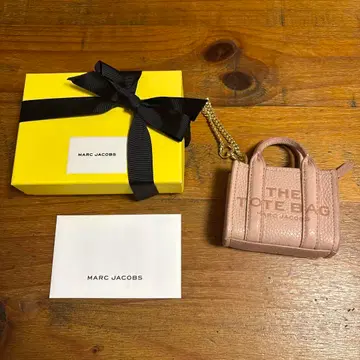[새상품] 마크제이콥스 더 나노 토트 백 참 키링