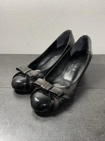 [ 새상품급 ] 다이애나 웰핏 플랫 펌프스 리본 가죽 에나멜 블랙