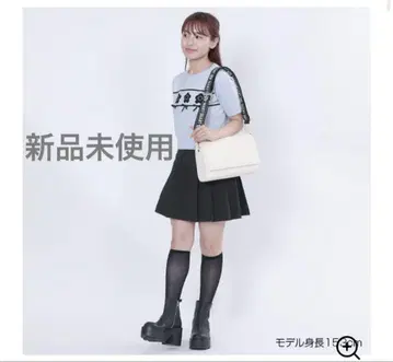 MARY QUANT 마리퀀트 반팔 니트