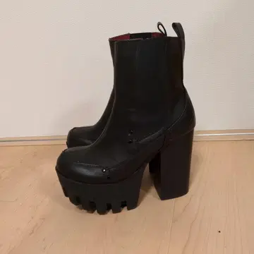 요우스케 통굽 부츠 24.5cm 새상품급
