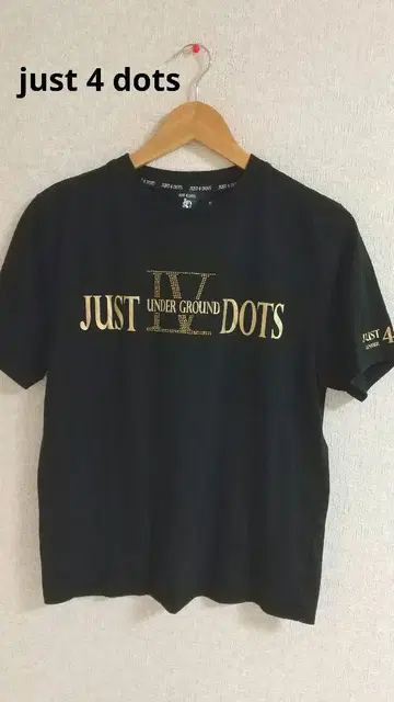 just 4 dots 티셔츠