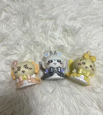 치이카와 (먼작귀) 시사 모몽가 토끼 미니 피규어