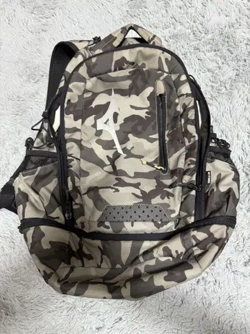 카모 패턴 백팩 백팩
