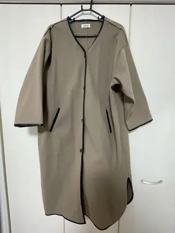 베이지 롱 코트 L 사이즈