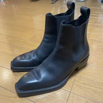 ZARA 부츠