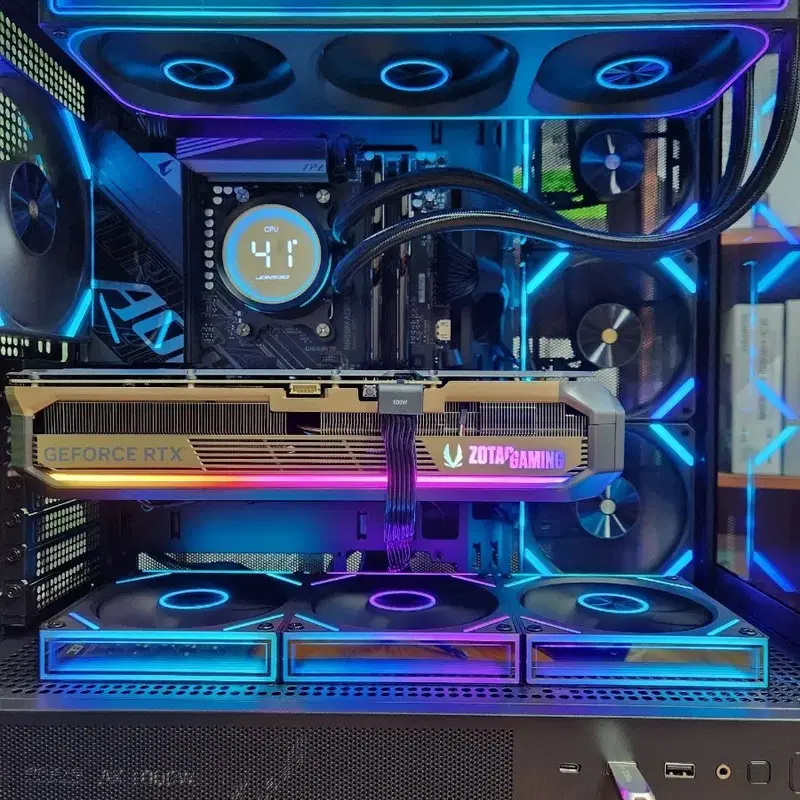 미사용 ) 9800X3D & RTX5080 AMP 게이밍 컴퓨터 PC 판매