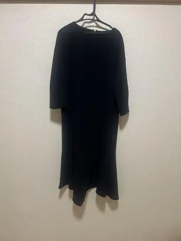 두그라세 미사용 새상품 택 포함 블랙 롱 기장 원피스