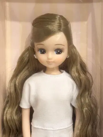 리카짱 인형 본체 화이트