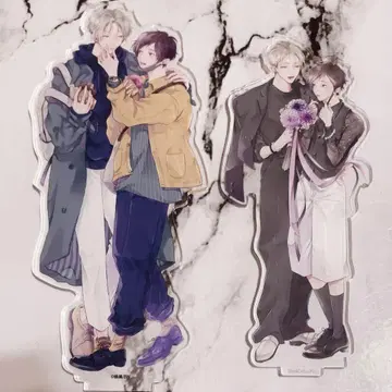 하치스 아크릴 스탠드 달콤하고 뜨겁고 숨도 쉴 수 없어