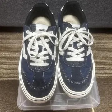 VANS 네이비 스웨이드 스니커즈